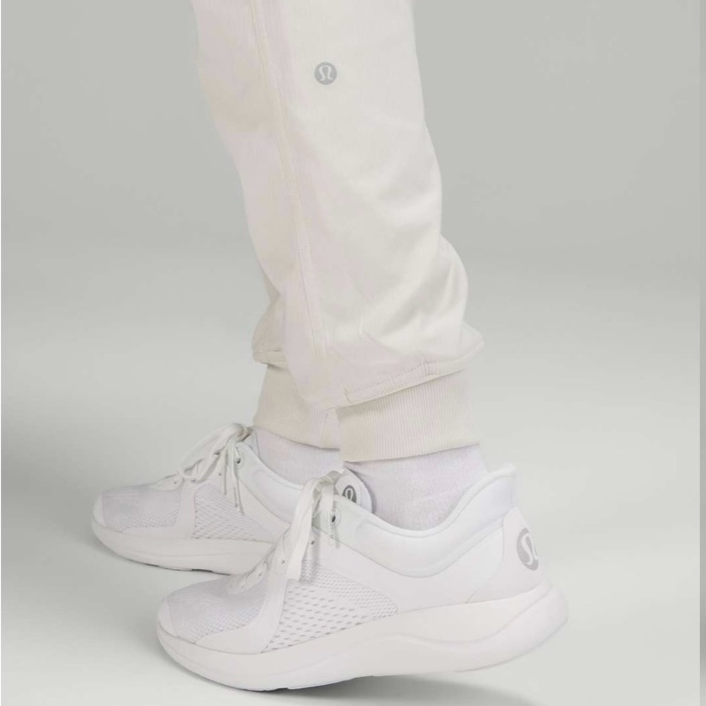 Lululemon Stretch High-Rise Jogger Pant 28” – Bone Color – Size 0 - Picture 5 of 9